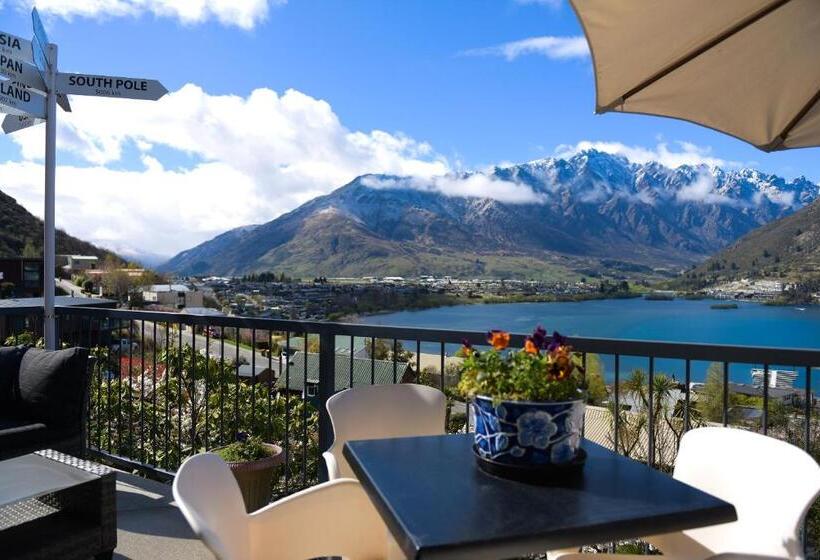 اتاق استاندارد با تخت بزرگ, The Embassy B&b