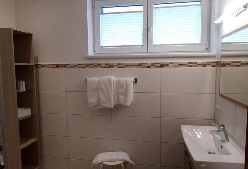 اتاق استاندارد, Gasthaus Brandlwirt