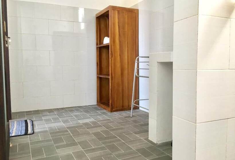اتاق استاندارد, Gangga Guest House