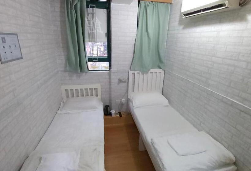 اتاق استاندارد, Cozy Inn Jordan Station