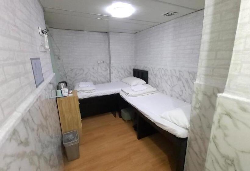 اتاق استاندارد, Cozy Inn Jordan Station