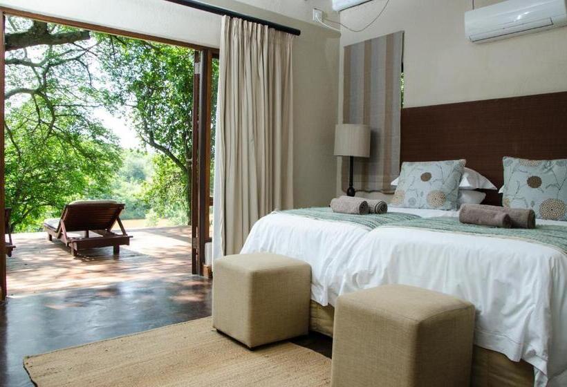 فيلا ديلوكس غرفة نوم, Villa Rostrata On Lake