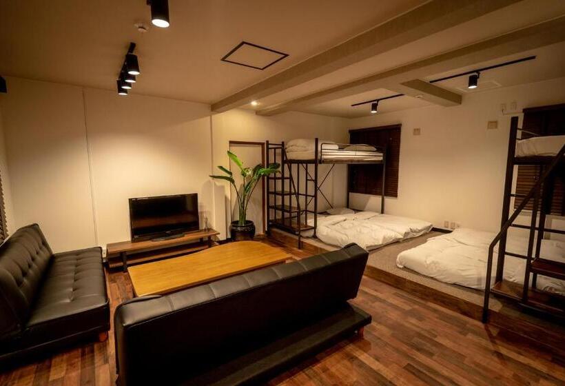 اتاق سوپریور خانوادگی, Lifehouse Ippo