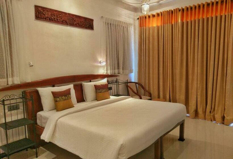 اتاق لوکس, Selavi Resort Bentota