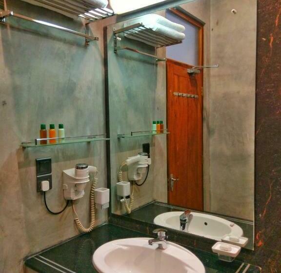 اتاق لوکس, Selavi Resort Bentota