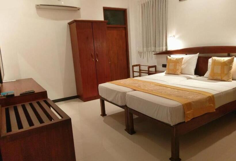 اتاق لوکس, Selavi Resort Bentota