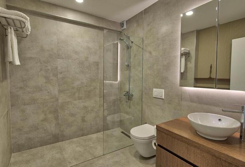 آپارتمان 1 خوابه با چشم‌انداز دریا, Arkk Homes