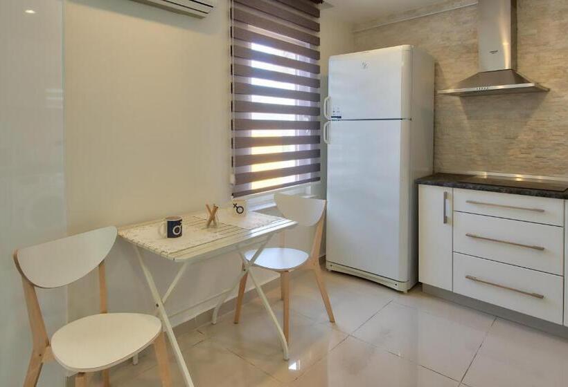 آپارتمان 1 خوابه با چشم‌انداز باغ, Arkk Homes