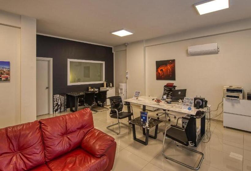 استودیوی استاندارد, Arkk Homes