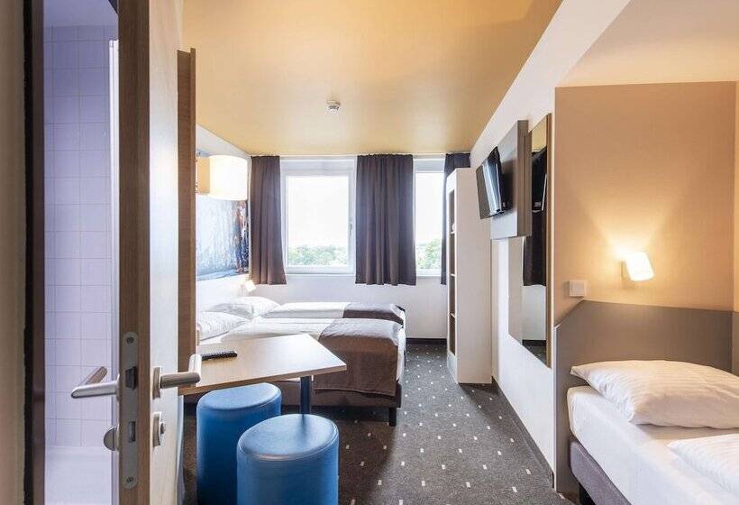 اتاق استاندارد سه نفره, B&b Hotel Landshut