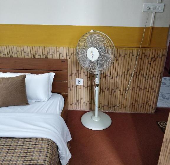 اتاق لوکس, Sweet Rooms Near Police Bazar