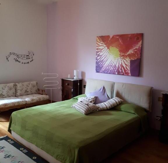 اتاق لوکس, B&b Due Abeti