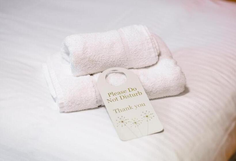 اتاق استاندارد یک نفره, The Venue Serviced Apartments