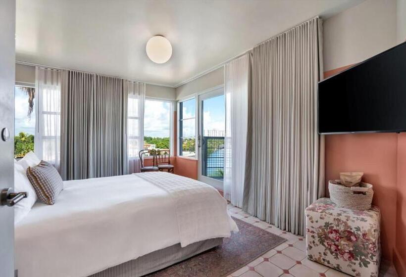 اتاق استاندارد با بالکن, Trouvail Miami Beach