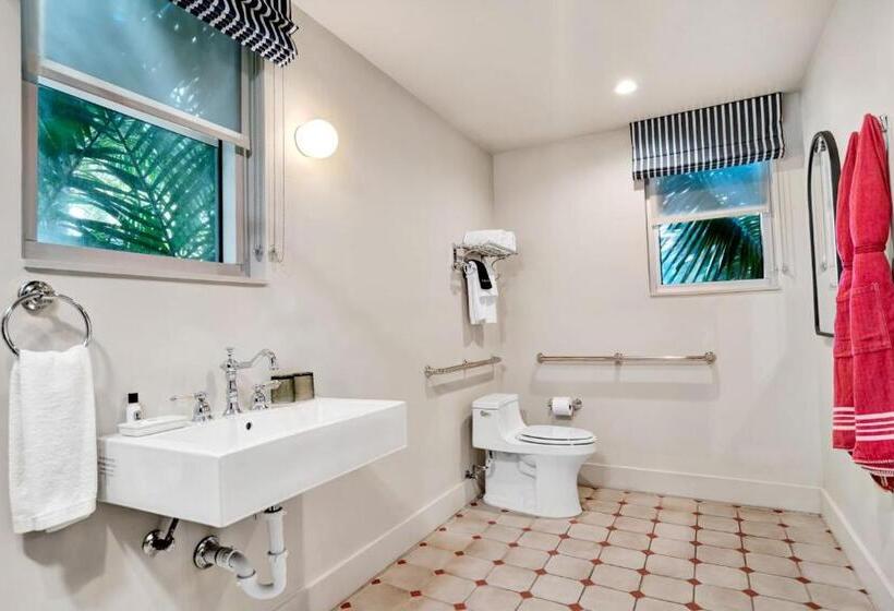اتاق لوکس با تخت بزرگ, Trouvail Miami Beach