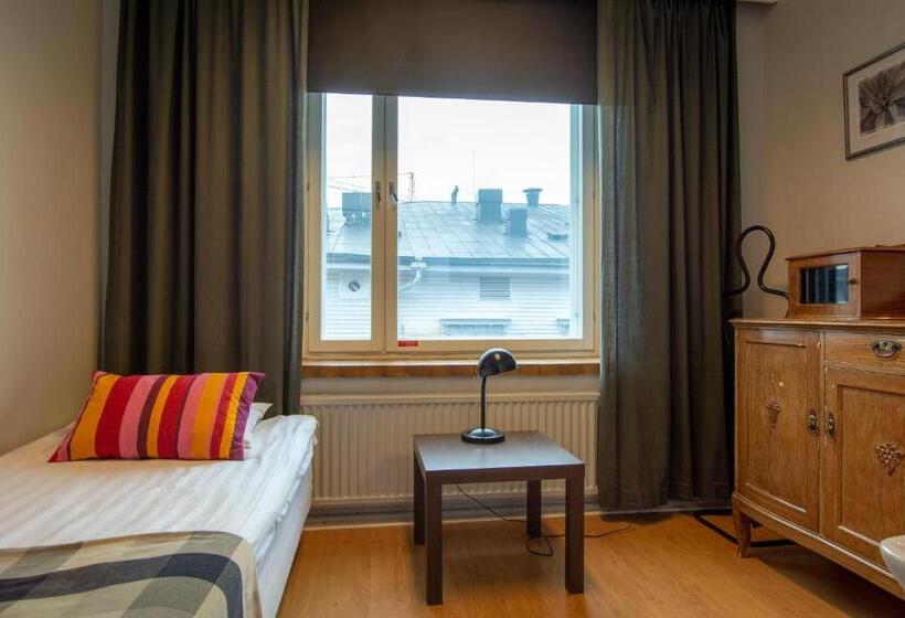 اتاق استاندارد یک نفره, Hostel Buisto