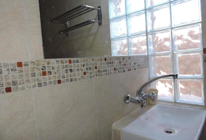 اتاق استاندارد سه نفره, Hostal Casa De Piedra