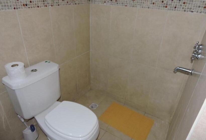 اتاق استاندارد سه نفره, Hostal Casa De Piedra