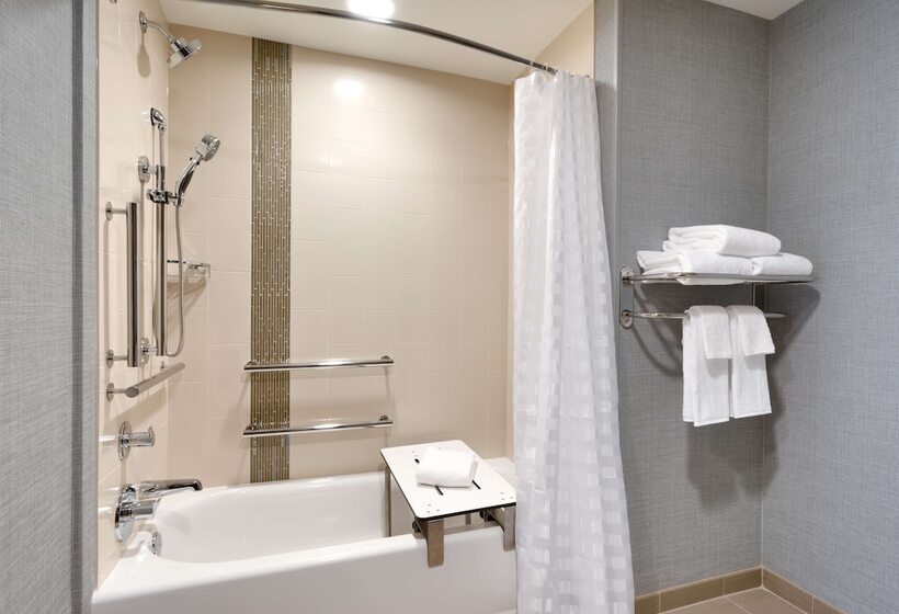 اتاق استاندارد برای معلولان, Hyatt Place Anchorage Midtown