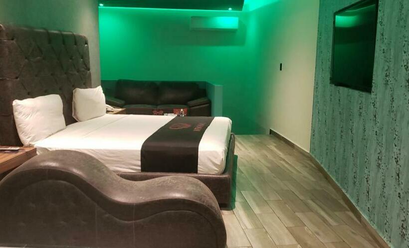 سوییت لوکس, Intimisimo Suites Autohotel Centro Only Adult