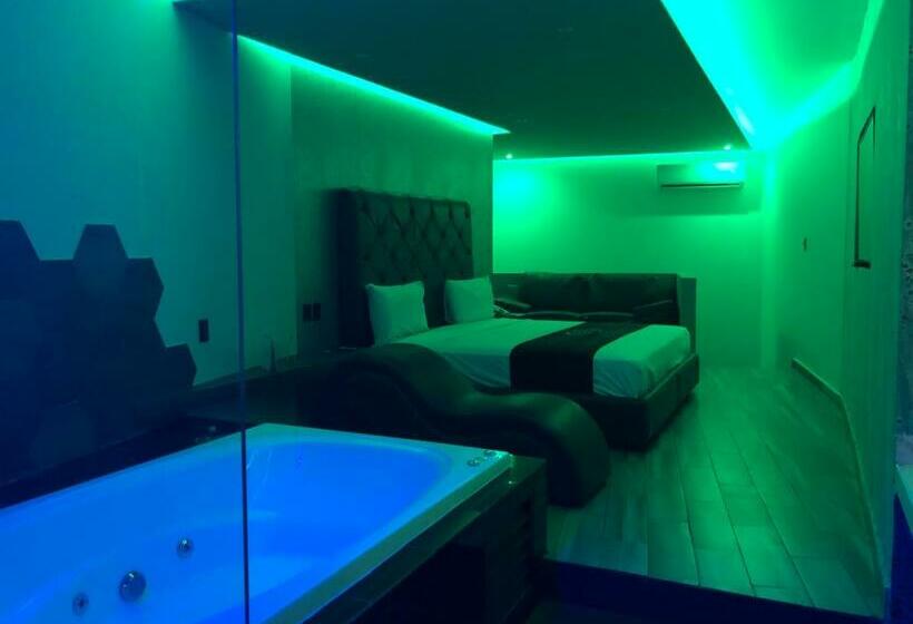 سوییت لوکس, Intimisimo Suites Autohotel Centro Only Adult