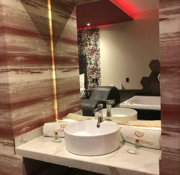 سوییت لوکس, Intimisimo Suites Autohotel Centro Only Adult