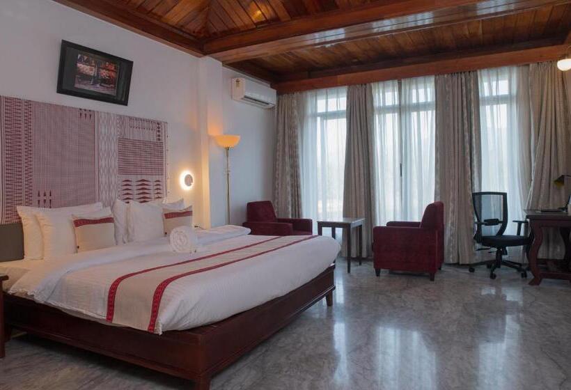 سوییت جونیور با بالکن, Noune Resort