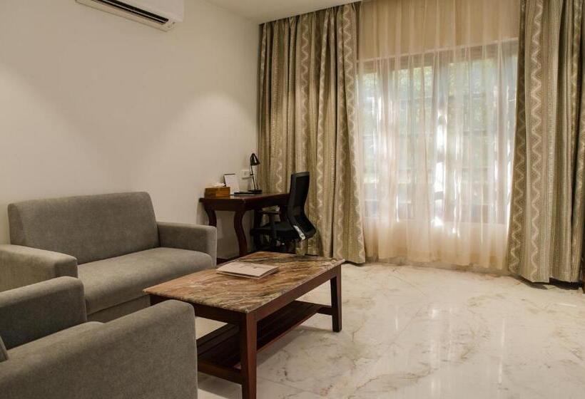 اتاق استاندارد با چشم‌انداز دریاچه, Noune Resort