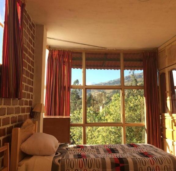 اتاق استاندارد با چشم‌انداز کوهستان, Eco Hotel Banderas