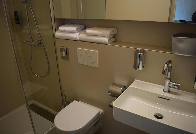 استودیوی استاندارد, Newage Boardinghaus N70