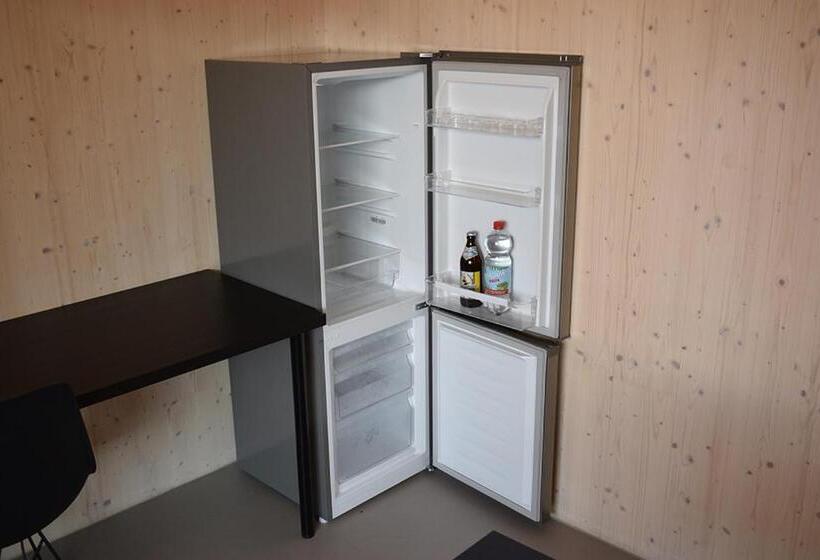 استودیوی استاندارد, Newage Boardinghaus N70