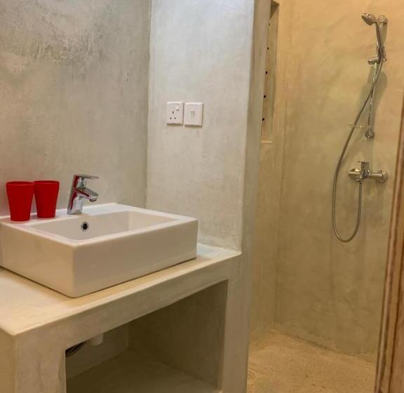 اتاق استاندارد با تراس, Peekaboo Diani Beach