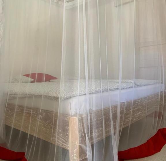 اتاق استاندارد با تراس, Peekaboo Diani Beach