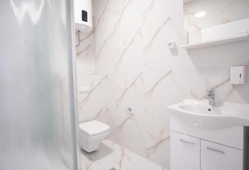 آپارتمان 1 خوابه با بالکن, Apartmani Vila Kosa