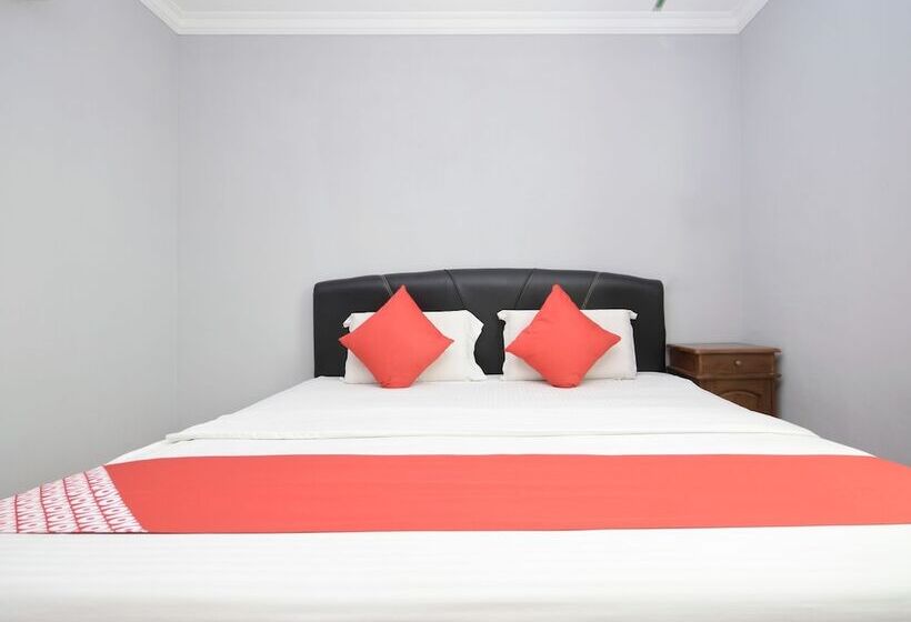 اتاق لوکس, Oyo 892 Hotel Grand Nadia