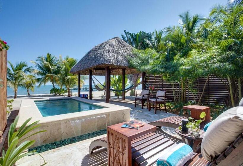 خانه 1 خوابه, Sirenian Bay Resort  Villas & All Inclusive Bungalows