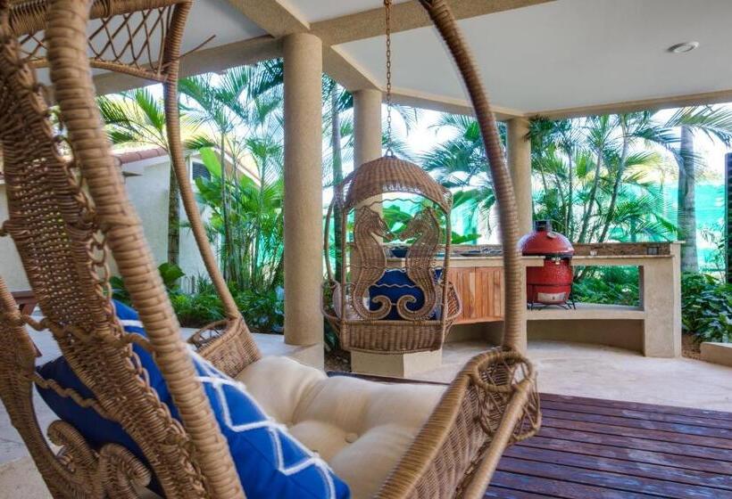 خانه 4 خوابه, Sirenian Bay Resort  Villas & All Inclusive Bungalows