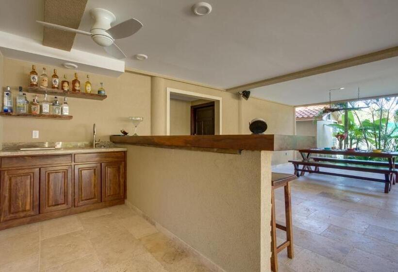 خانه 4 خوابه, Sirenian Bay Resort  Villas & All Inclusive Bungalows