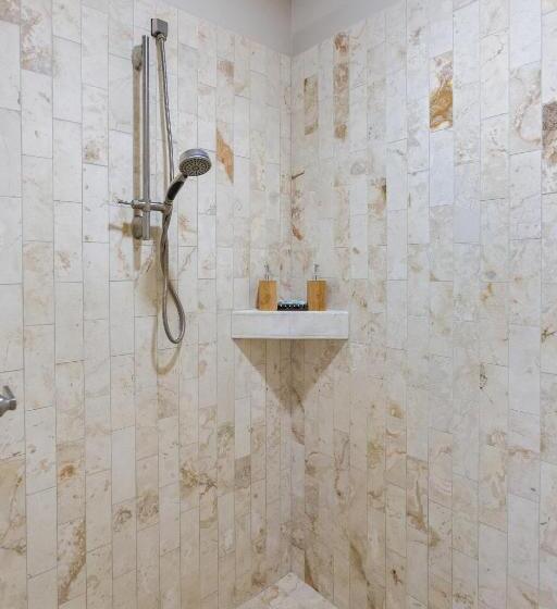 بانگلوی استاندارد با چشم‌انداز دریا, Sirenian Bay Resort  Villas & All Inclusive Bungalows