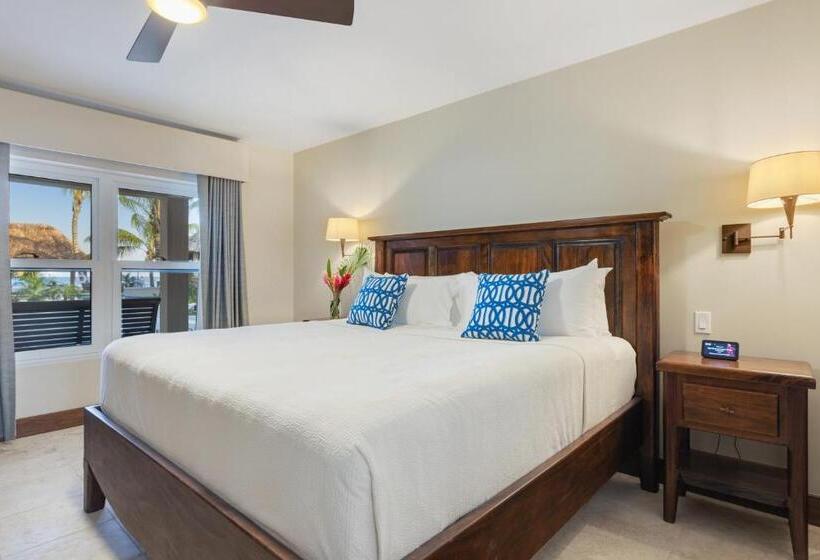 بانگلوی استاندارد با چشم‌انداز دریا, Sirenian Bay Resort  Villas & All Inclusive Bungalows
