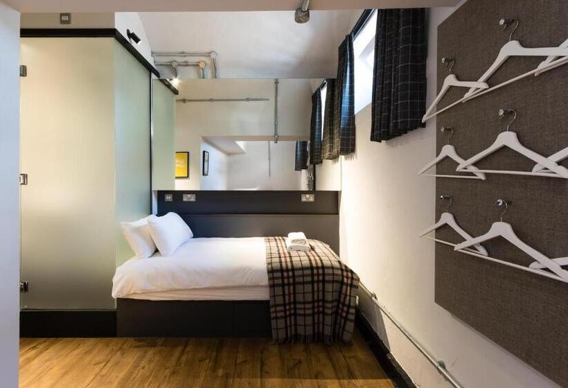 スタンダードルーム, Code Pod – The Court  Edinburgh