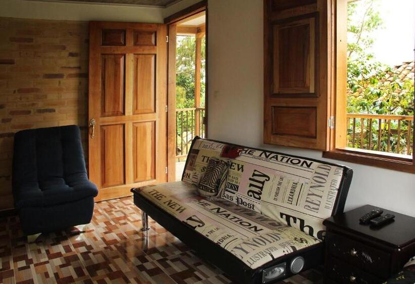 اتاق استاندارد سه نفره, Eco Hotel El Columpio