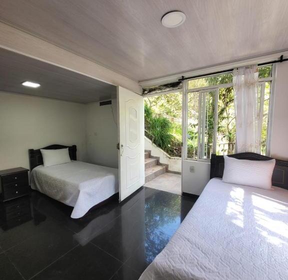 اتاق خانوادگی, Eco Hotel El Columpio