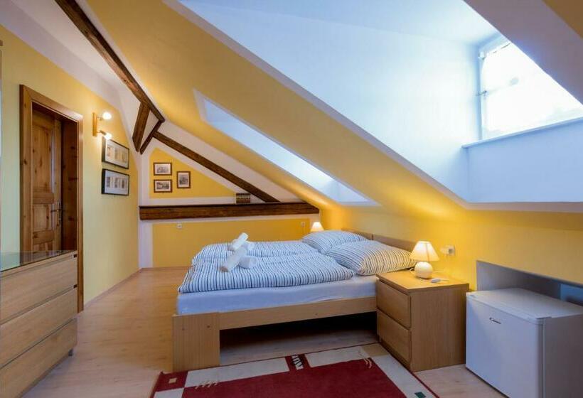 اتاق استاندارد, Penzion U Hrádku