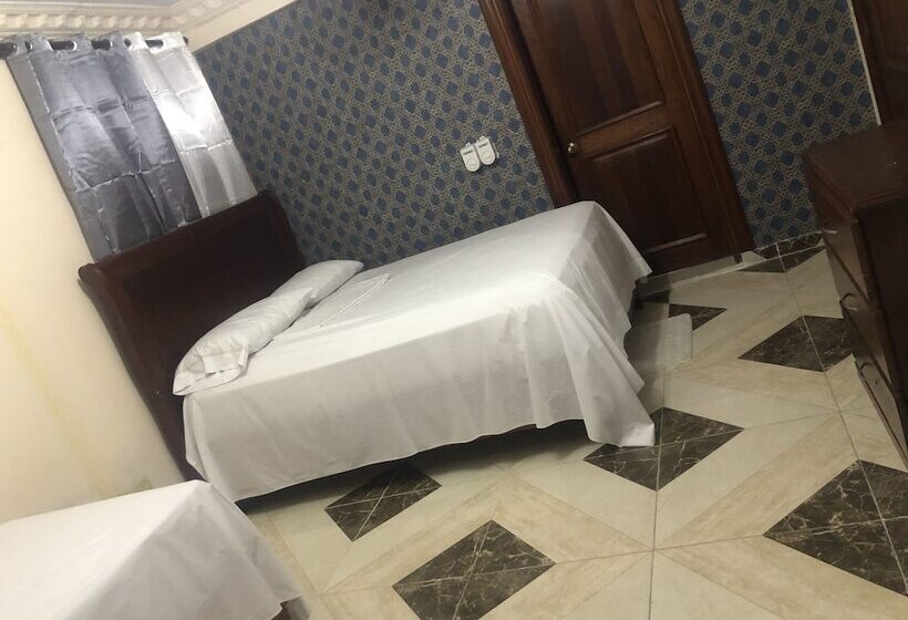 اتاق استاندارد سه نفره, Gran Hotel Torre Duarte
