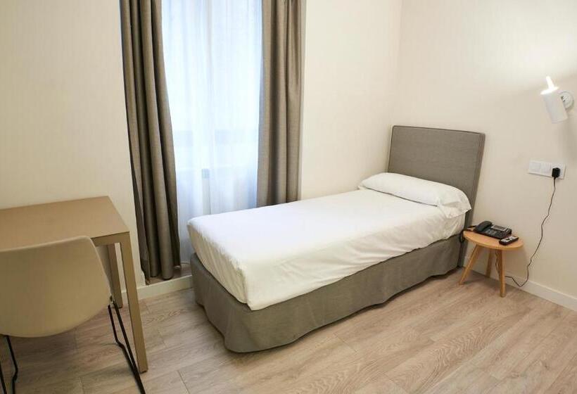 اتاق استاندارد یک تخته برای معلولان, Villa Lucerna Sports & Hotel Resort