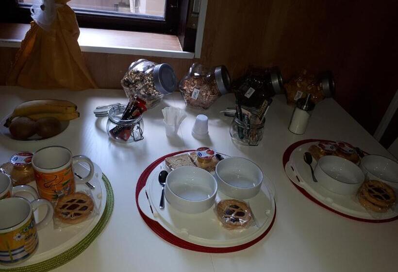 اتاق خانوادگی, B&b Relax