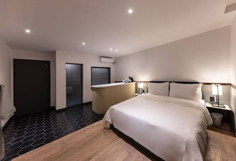 اتاق لوکس, Brown Dot Hotel Seong Seo