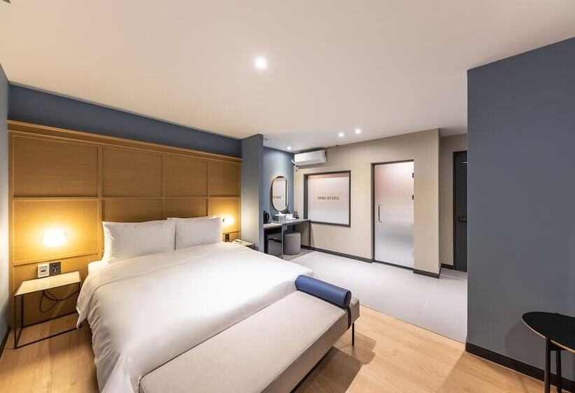 اتاق لوکس, Brown Dot Hotel Seong Seo