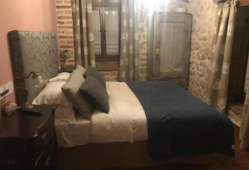 اتاق استاندارد, El Corral De Perorrubio